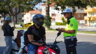 Ispartada trafik ve asayiş uygulaması: 7 araca ceza kesildi