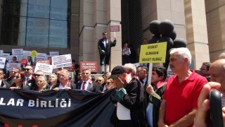 İstanbul Barosu avukatlarının Mehmet Pehlivanın tutuklanmasına itirazı sonrası ortalık karıştı
