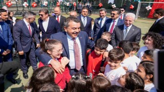 İstanbulda 2 milyon 859 bin 468 öğrenci karne aldı
