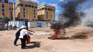 İtfaiyeden KYK personeline uygulamalı yangın eğitimi