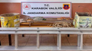 İzinsiz kazı yapan 2 kişi suçüstü yakalandı