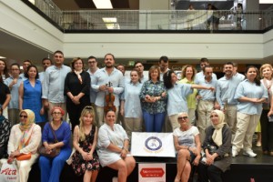 İzmir Demokrasi Üniversitesi’nden Otizme Destek