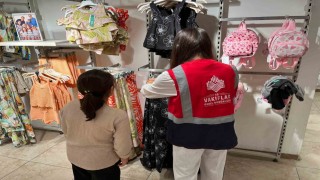 İzmir Vakıflardan 624 minik kalbe bayram sevinci