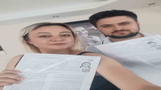 İzmirde anne-oğul sınav heyecanını birlikte paylaştı