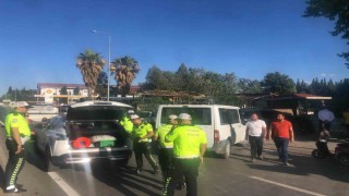 Kahramanmaraşta 3 araçlı zincirleme kaza: 4 yaralı