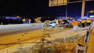 Kahramanmaraşta hafif ticari araç bariyere çarptı: 1 ölü, 1 yaralı