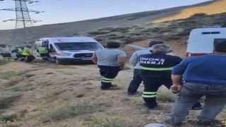 Kamyonet uçuruma yuvarlandı: 2 ağır yaralı