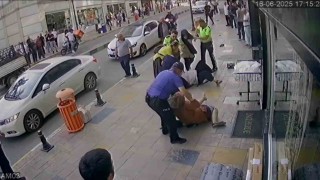 Karabükte kadınların saç saça kavgasını polis bile güçlükle ayırdı