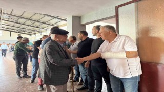 Karacasu bayramlaştı, vatandaşlar bir araya geldi