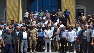 Karaçoban da Kaymakam ve İlçe Jandarma komutanına anlamlı uğurlama