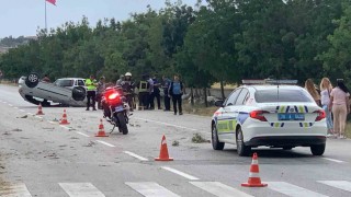 Karamanda otomobil takla attı: 2si çocuk 4 yaralı