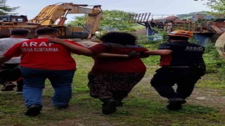 Kendisinden haber alınmayan kadın, arama ekipleri tarafından bulundu