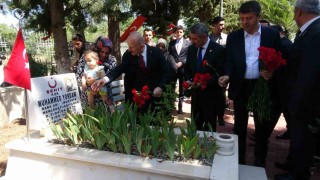 Kent protokolü şehitlik ziyaretinde bulundu
