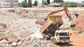 Kepezde su baskınlarına karşı hummalı çalışma