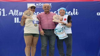 Kiraz koşusunda 7den 70e 2 bin kişi ter döktü