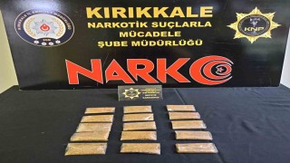 Kırıkkalede sokak satıcılarına uyuşturucu operasyonu: 3 tutuklama