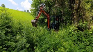 Kırsalda sulama kanalları temizleniyor