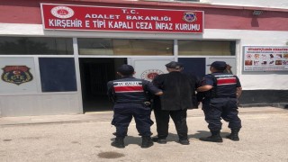 Kırşehirde yağma suçundan aranan firari hükümlü yakalandı
