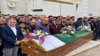 Kıvançın annesi oğluyla son dansını paylaştı
