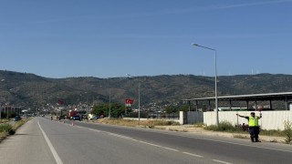 Koçarlıda jandarmadan huzur denetimi: Araçlar ve şahıslar tek tek sorgulandı