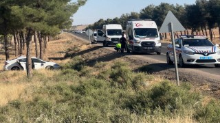 Kontrolden çıkan otomobil şarampole devrildi: 4 yaralı