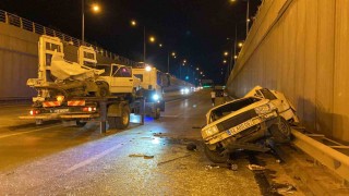 Konyada karşı şeride geçen otomobil 2 araca çarptı: 6 yaralı