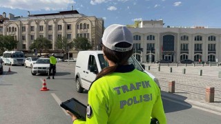 Konyada trafik ekiplerinden YKS tedbirleri