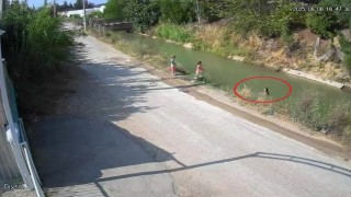 Küçük çocuğun sulama kanalına düşüp hayatını kaybettiği olay anının görüntüleri ortaya çıktı