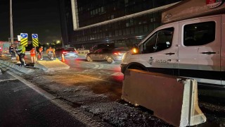 Küçükçekmece E-5te beton bariyere çarpan otomobil yan yola girdi