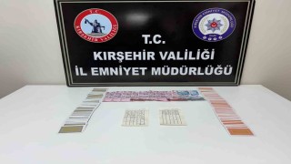 Kumar oynarken suçüstü yakalandılar