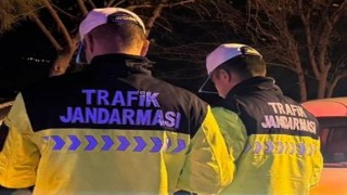 Kural tanımaz sürücü bu sefer uyuşturucu madde etkisi ile araç kullanırken yakalandı