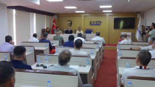 Kuşadasında seyahat acentaları ve esnaf temsilcileri bir araya geldi