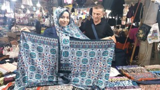 Kütahyanın çini deseni şallarla buluştu