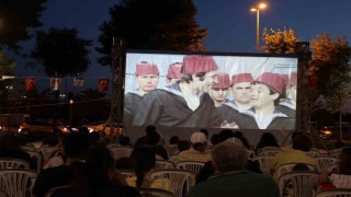 Maltepe Yazlık Sinemada Süt Kardeşler izleyiciyle buluştu