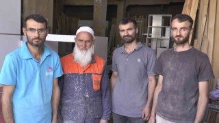 Marangoz baba ve 3 oğlu aynı mesleği yapmanın gururunu yaşıyor