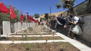 Mardinde 38 yıl önce PKKlı teröristlerce katledilen 30 kişi anıldı