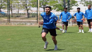 Menemen FKda, Mazlum Demir takımdan ayrılıyor