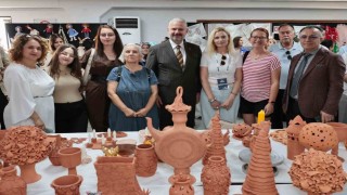 Menemende, kültür sanat kursları yıl sonu sergisi