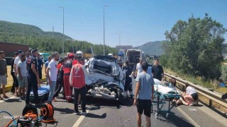 Menteşede kaza: 2si ağır 4 yaralı