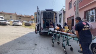 Merdivenden düşen çocuk yaralandı