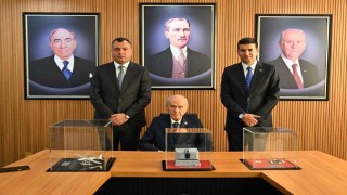 MHP Lideri Bahçeli Ülkü Ocaklarını ziyaret etti