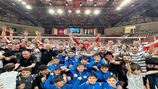 Milletvekili Bozgeyik: Gaziantepin filedeki gururu, Efeler Liginde Biz de Varız