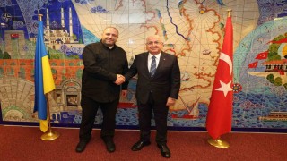 Milli Savunma Bakanı Güler, Ukrayna Savunma Bakanı Umerov ile görüştü