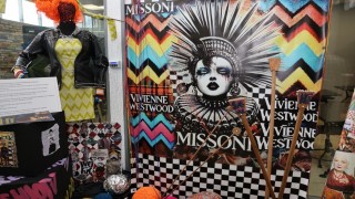 Moda Akademisinde Vitrin Bir Sahne sergisi açıldı