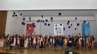 MSKÜ, mezun öğrencilerini uğurlamaya devam ediyor