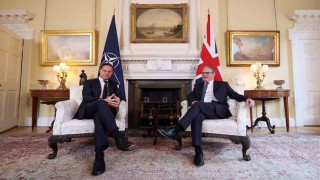 NATO Genel Sekreteri Rutte ile İngiltere Başbakanı Starmer bir araya geldi