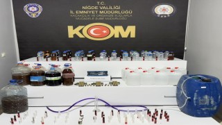 Niğdede sahte alkol operasyonu: 2 kişi tutuklandı