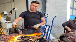 Niğdedeki metal ustaları bayramda tezgahlarını kelle ütmek için açıyor