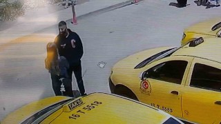 Nişanlısını sokak ortasında silahla vurdu