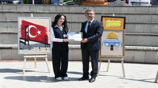 Öğrenciler tarafından yapılan resimler sergilendi